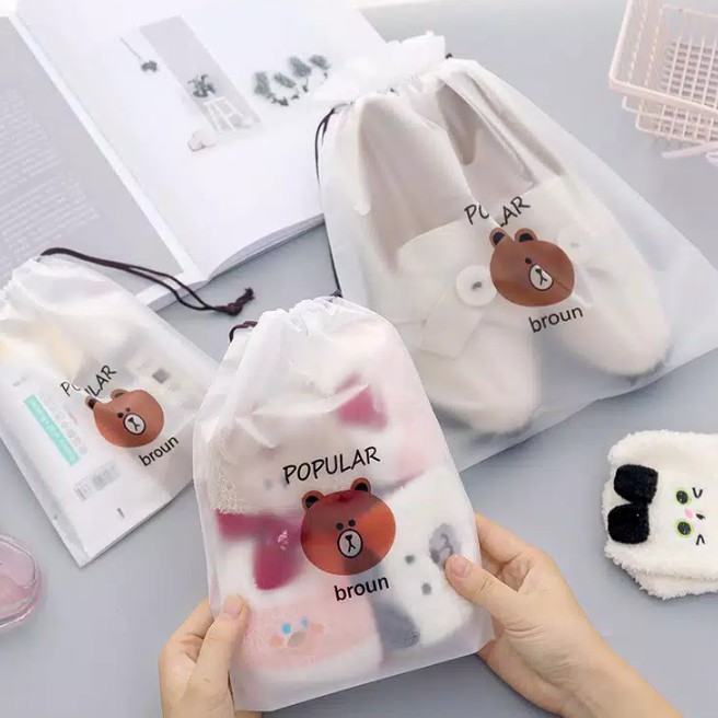 

Kantong Serut Plastik Serbaguna Motif Beruang Brown Hewan Lucu Unik Murah