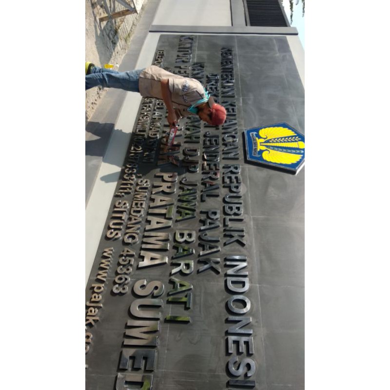 Huruf Timbul Stainless 3 Dimensi.