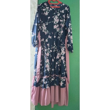 gamis bunga-bunga kecil