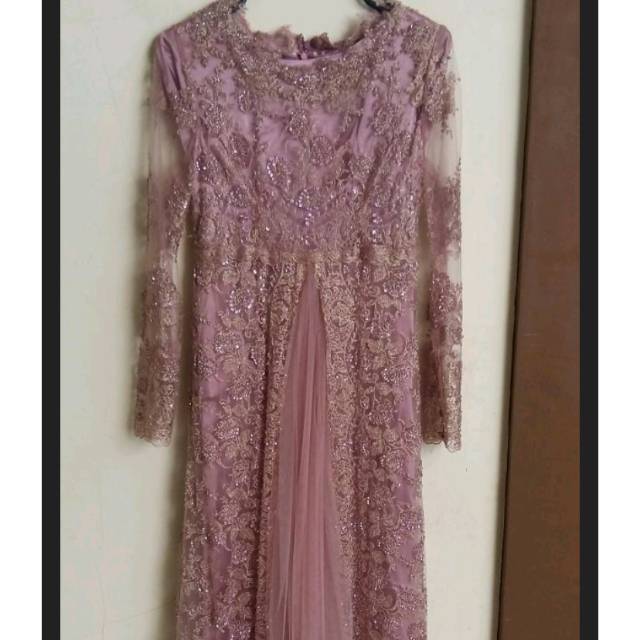 Kebaya pesta/ gaun pesta /dress / baju pesta