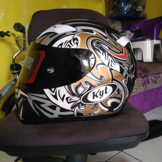 HELM KYT C4 TECH MOTIF FADLY SPECIAL EDITION HELM BALAP race helmet termurah