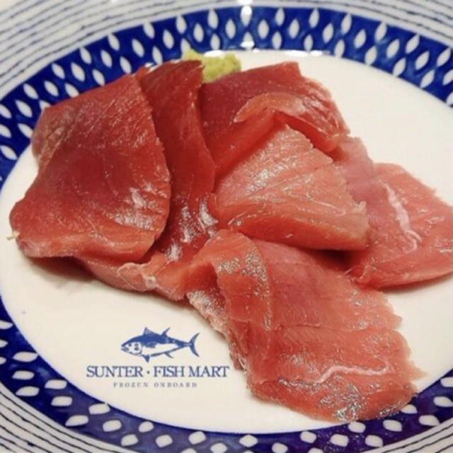 

FRESH BLUEFIN TUNA CHUTORO SASHIMI GRADE AA - 260 GR/ PACK BUKAN FROZEN