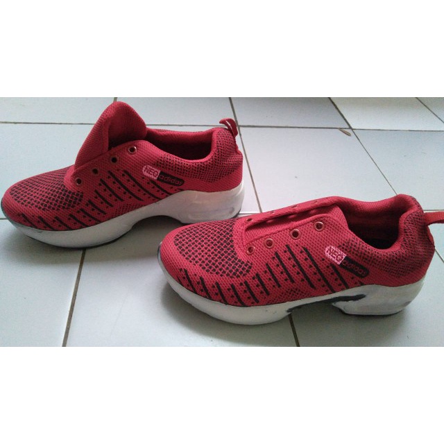 Sepatu Wanita Sneakers Neo Add Strip Spatu Olahraga Jogging Joging Running Sport Cewe Cewek Perempuan FSH303 Cladiva