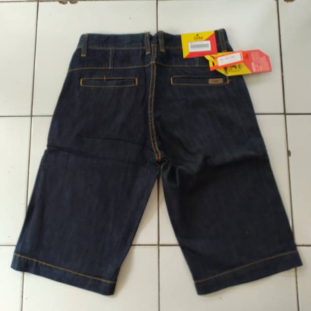 Celana pedek lois original kode 306