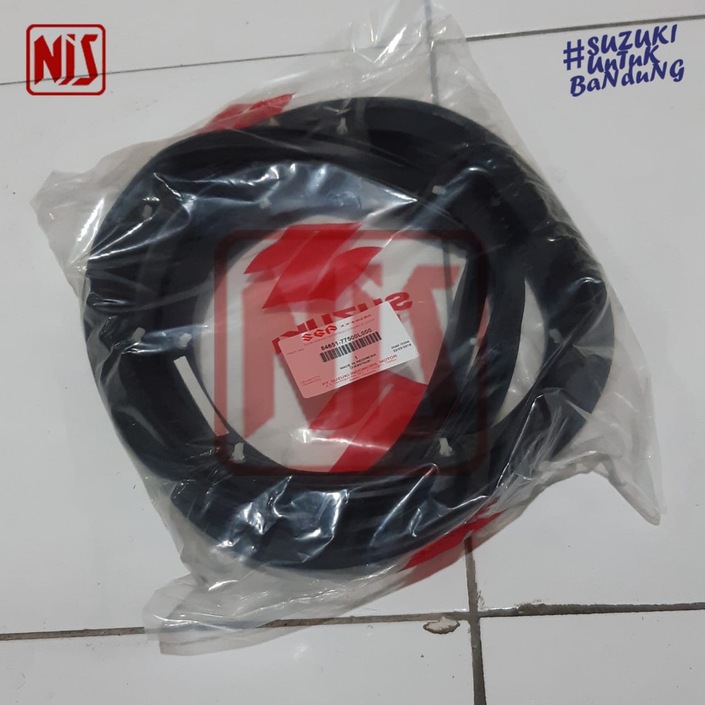 KARET LIS PINTU DEPAN KIRI | FUTURA 1.3 1.5