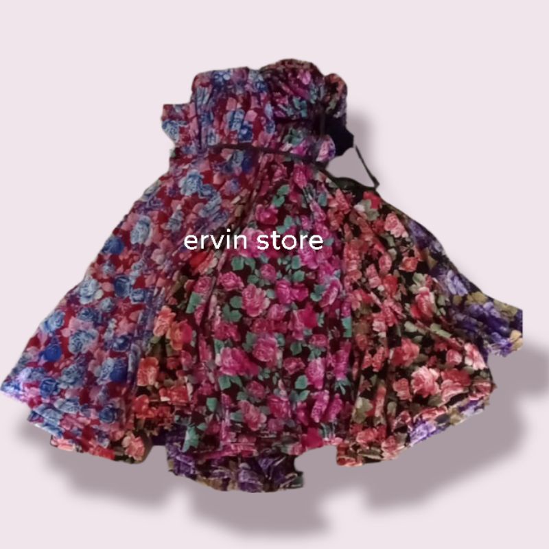 SATU KODI CELANA PENDEK HYGET