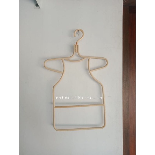 hanger rotan baju anak untuk set atas bawah