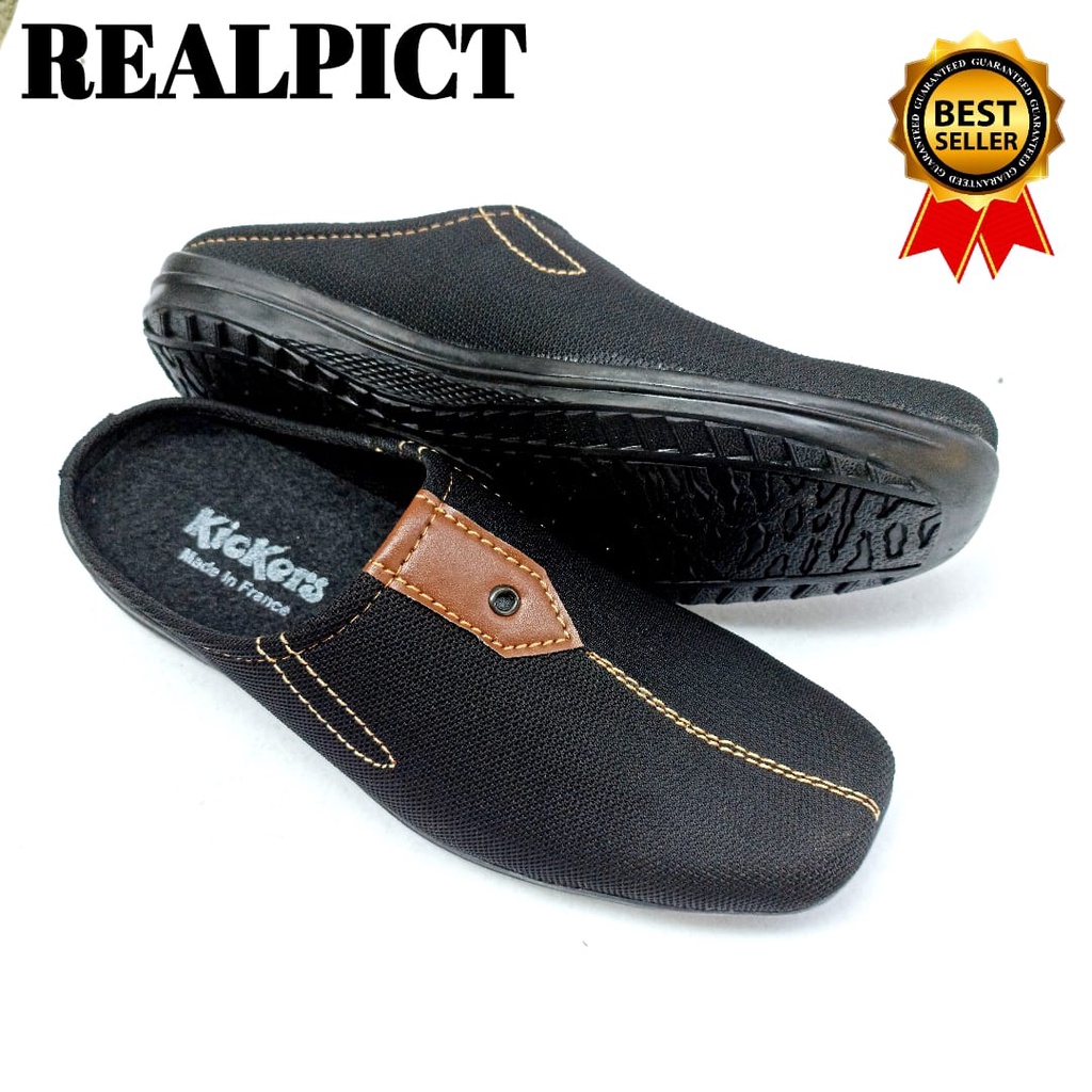 SENDAL SLIP ON PRIA/SEPATU BUSTONG SNEAKER CASUAL HITAM/SEPATU SLOP PRIA