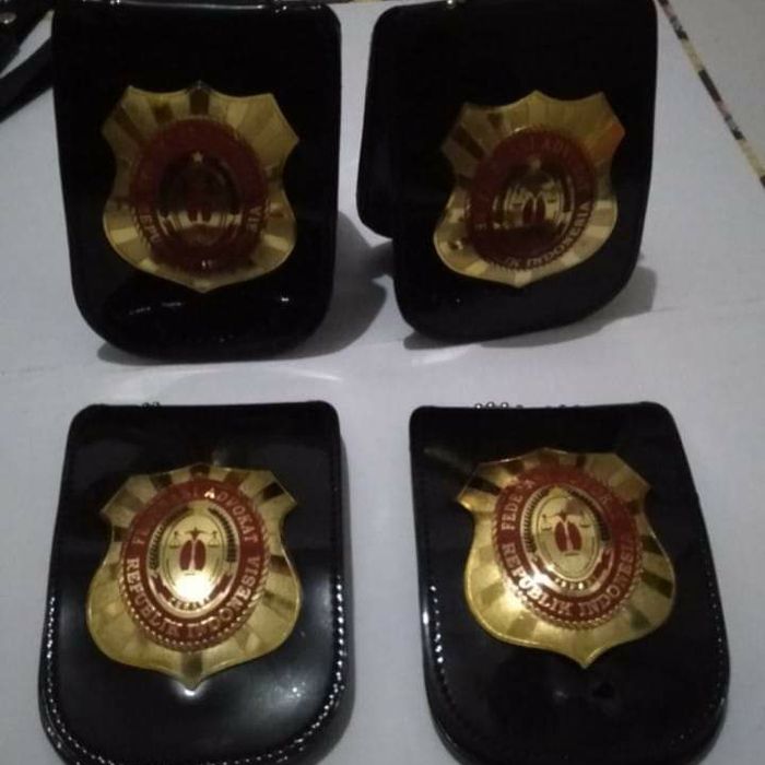 Promo  Kalung lencana FERARI (advokat)