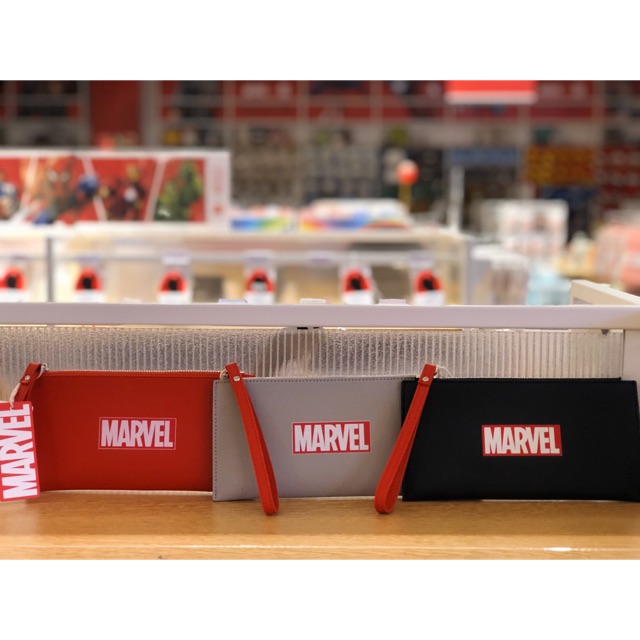Dompet marvel x miniso
