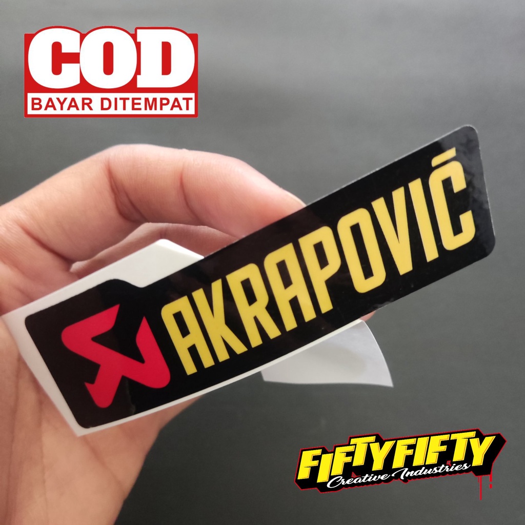 Stiker Print Cut AKRAPOVIC Stiker Printing Laminasi Glossy Stiker Motor Mobil Helm Sudah Membentuk Pola Desain