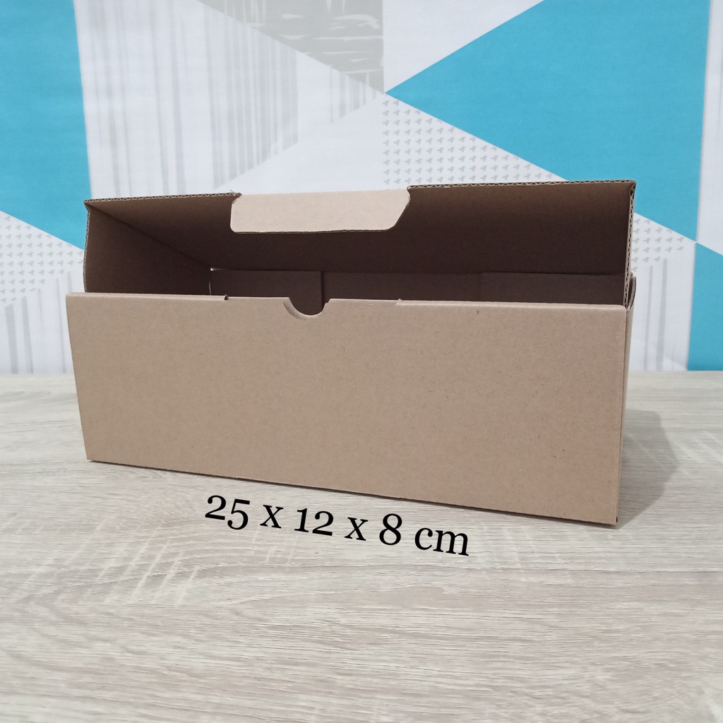

Kardus 25 x 12 x 8 cm....Die Cut kotak aksesoris dll