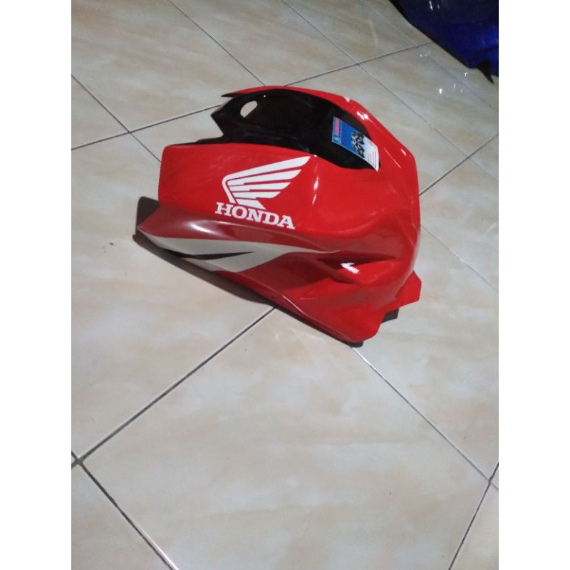 Kondom tangki Honda All New CB150R Merah