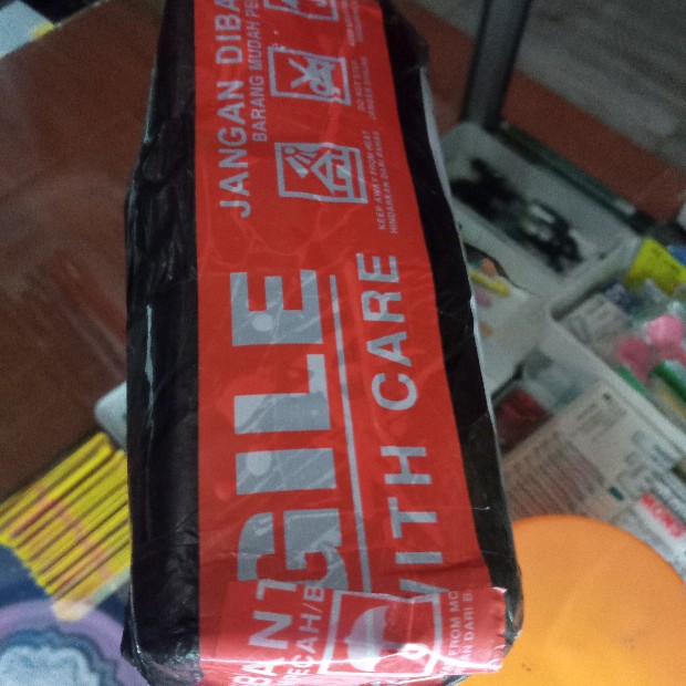 Penutup Kepala Karakter