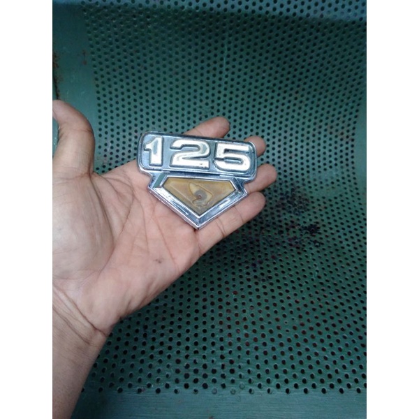 emblem tutup aki emblem tepong aki emblem kempolan honda CB 125 original