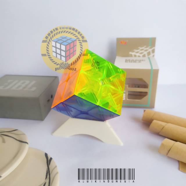 Rubik 2x2 transparan