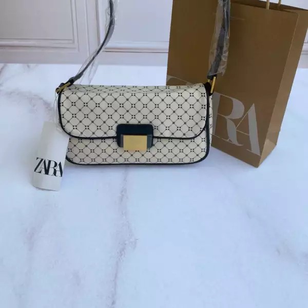 Tas Wanita Zr Free dustbag polos Free paperbag zara Size: 25x7x15cmBerat: 450gr