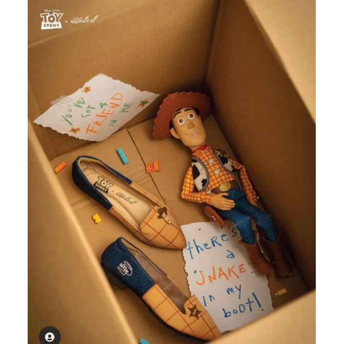 ittaherll x toy story versi woody