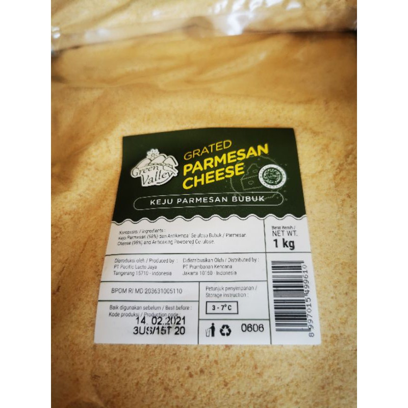 

Keju parmesan Green valley ecer 100gram