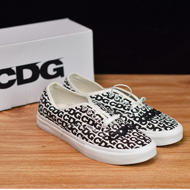 vans authentic x cdg