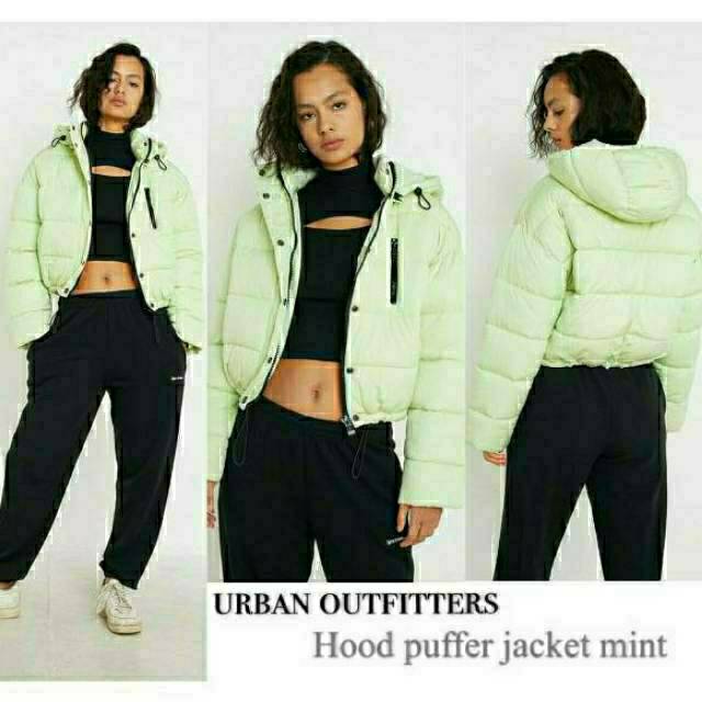 BEST SELLER Restock Urban Outfitters iets Frans Crop Puffer Jacket with hoodie. XS S M