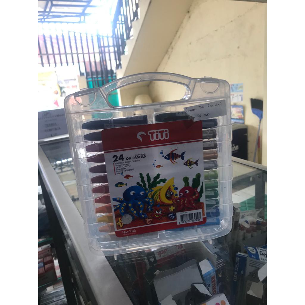 

crayon titi 24 warna