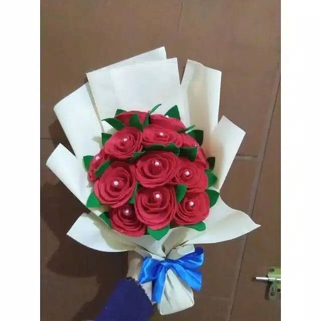 Buket bunga  wisuda  termurah buket flanel kado wisuda  