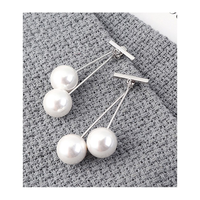 LRC Anting Tusuk Fashion Platinum Plated Double Pearl S925 Silver Needle Stud Earrings Y62554