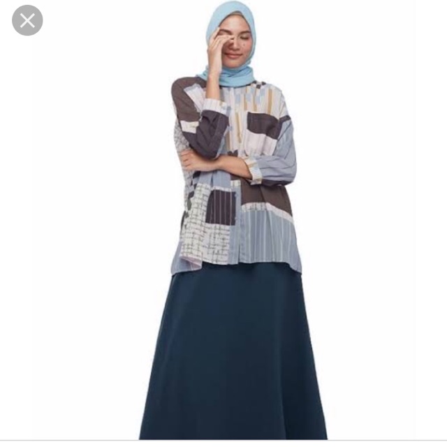 RIA MIRANDA UKARA TOP BLUE