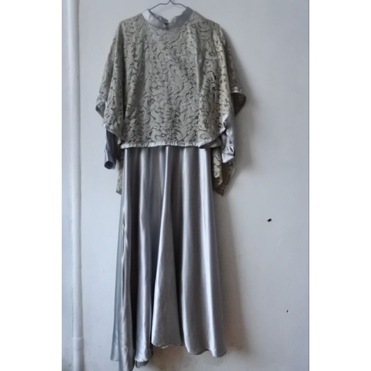 Preloved Dress Brukat Abu