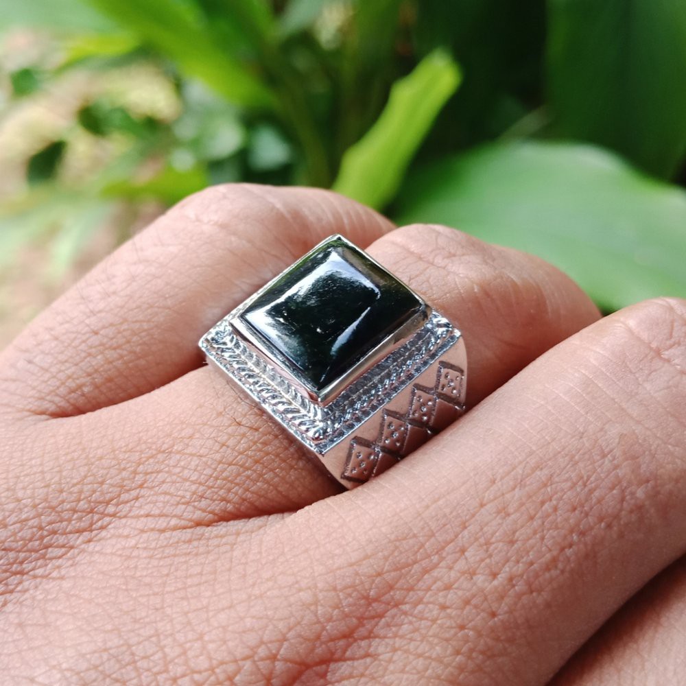 CINCIN NATURAL BLACK JADE ACEH RING KOTAK