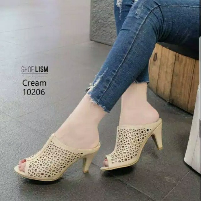 Sandal Hak Tahu Terbaru Motip Gesper Ml25, Pesta Kondangan Jalan  OQ974 Sandal HighLaser Hn02 Cream