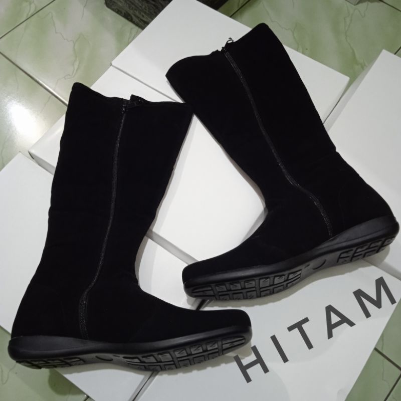 Gratong Sepatu Boots Panjang-Sepatu Wanita-Hak Flat Wanita