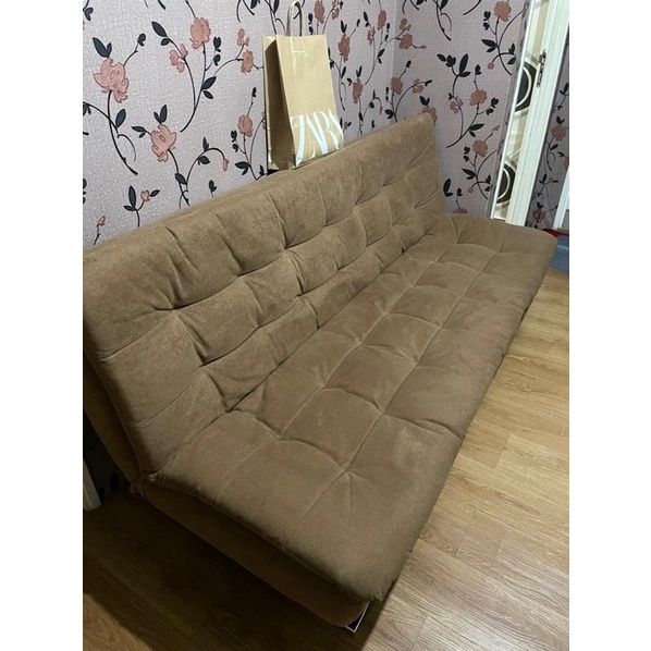 NEO AUDREY SOFA TIDUR FABRIC - COKELAT INFORMA