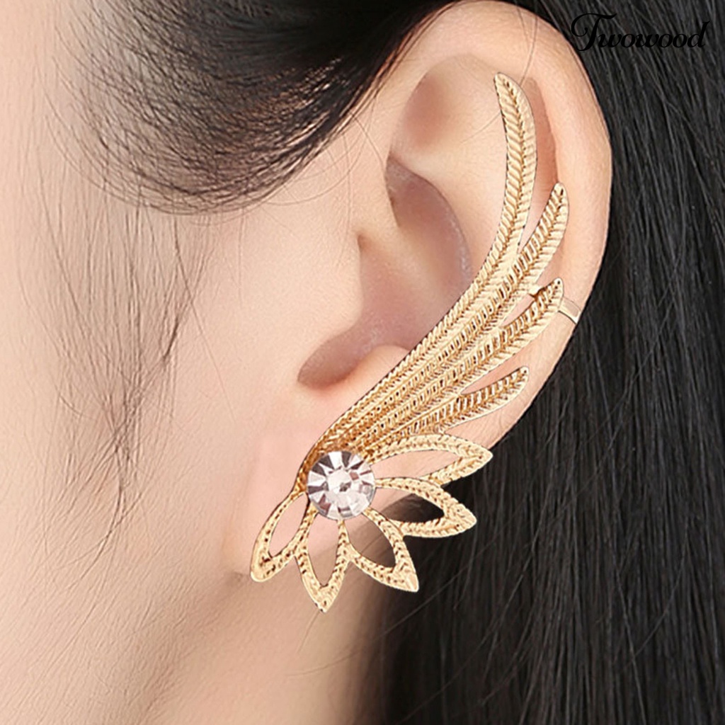 1pc Anting Klip Tanpa Tindik Bentuk Sayap Model Hollow Out Gaya Vintage Untuk Pesta