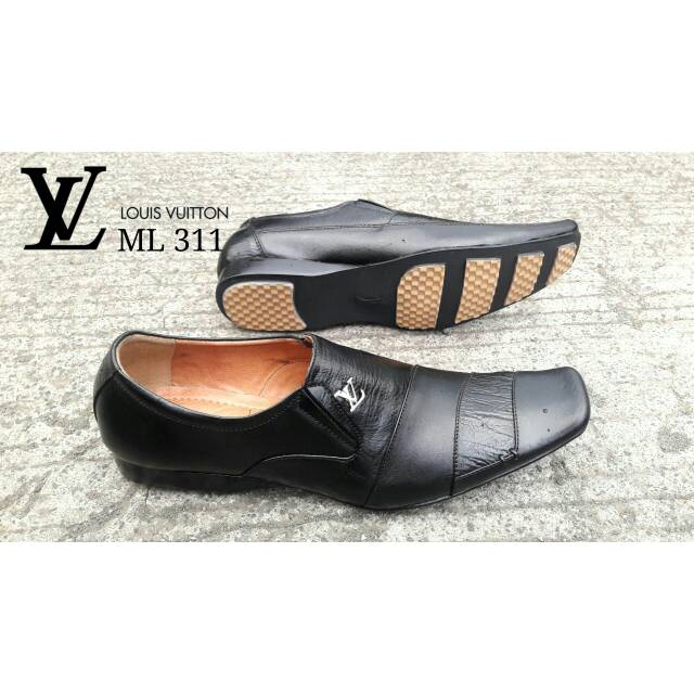 Sepatu pria,sepatu pantofel,sepatu resmi,sepatu kulit,sepatu elegan,sepatu kantoran,sepatu pria