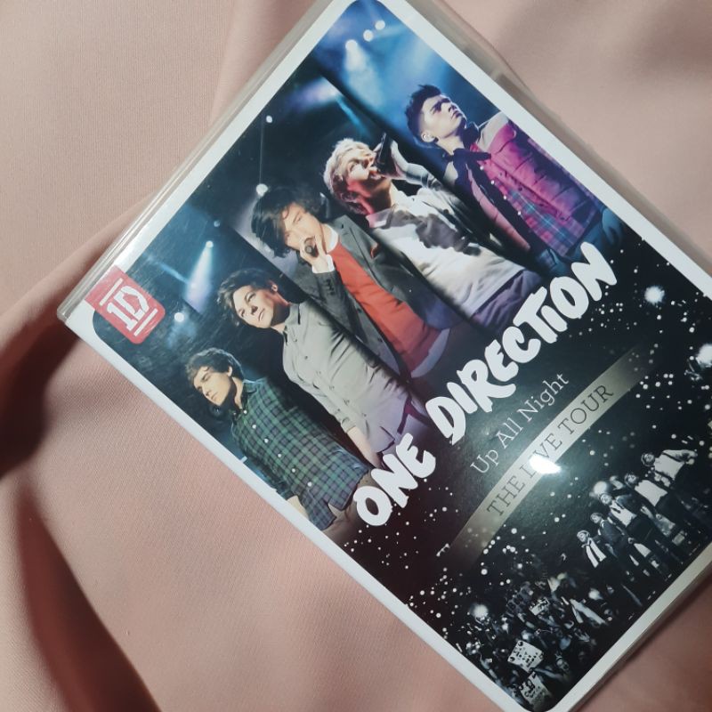 DVD LIVE TOUR ONE DIRECTION