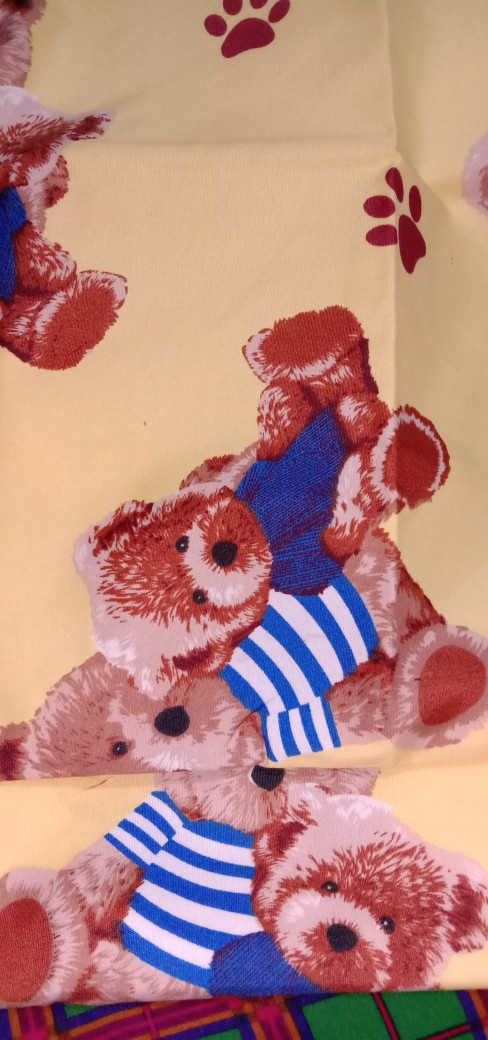 Sarung Bantal Dan Guling Karakter Lucu