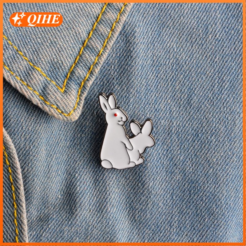 1pc Bros Pin Enamel Desain Kartun 2 Kelinci Putih Pasang Denim