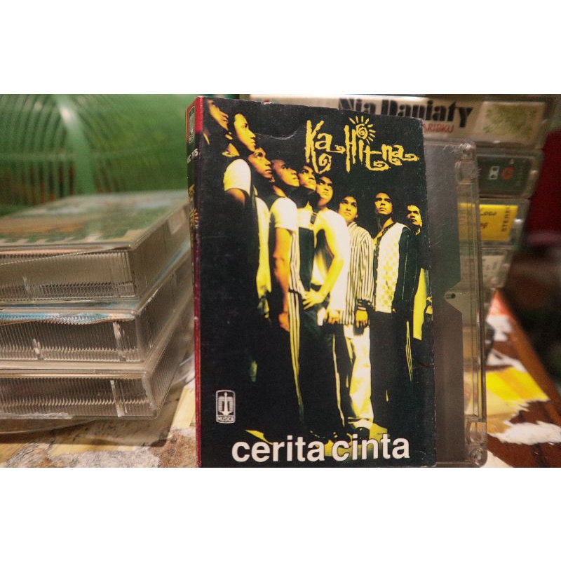 kaset kahitna cerita cinta