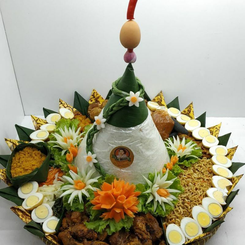 

Tumpeng Robyong | Tumpeng Siraman / Tumpeng Mantenan