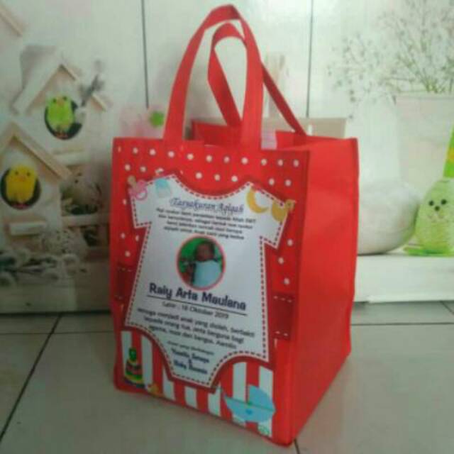 

Tas souvenir aqiqah muat dus/besek 20x20 tinggi 30cm