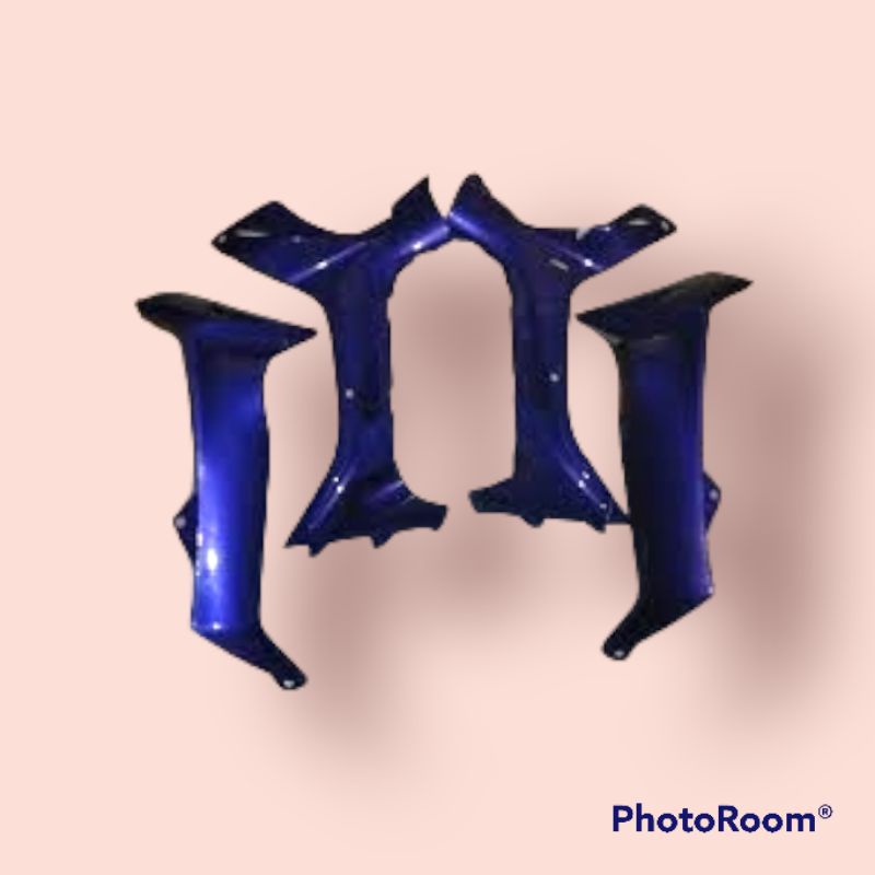 Sayap motor Yamaha f1zr biru