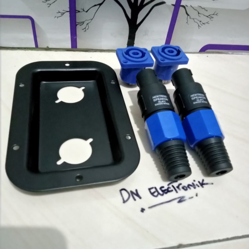 COMPONEN TERMINAL SPEAKER TERMINAL 1 PAKET TERMINAL SPEAKER/JACK SPEAKON NEWTREND/SOKET SPEAKON BIRU