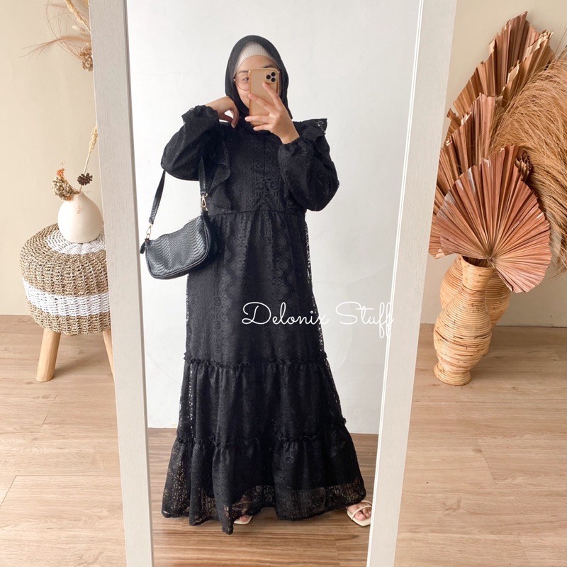 Letisya lace dress