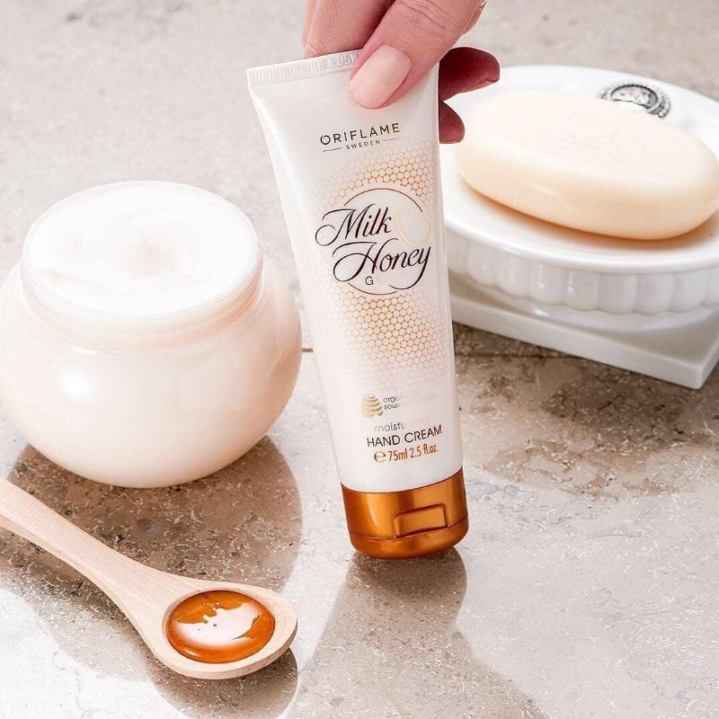 Milk &amp; Honey Gold Moisturising Hand Cream