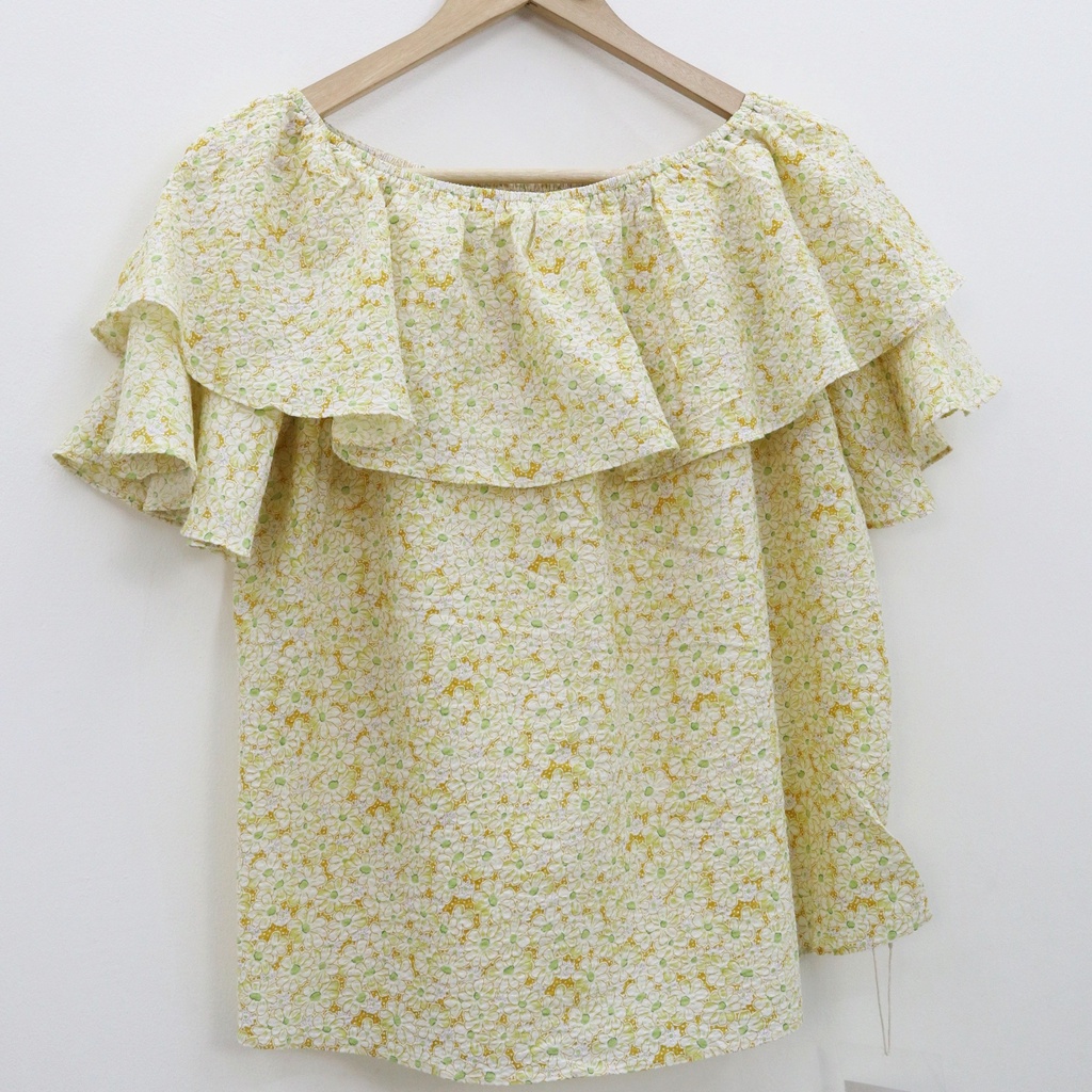 Daiso flow top blouse - Thejanclothes