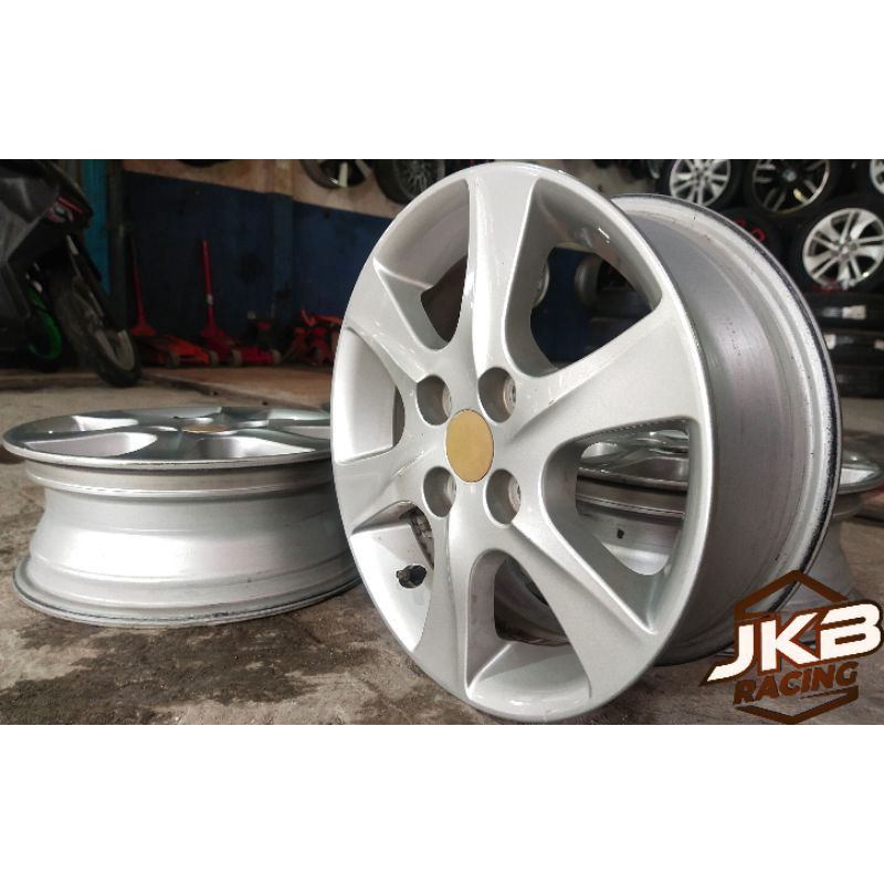 VELG STANDAR BEKAS MOBIL SIRION R14X5 PCD 4X100 ET 45