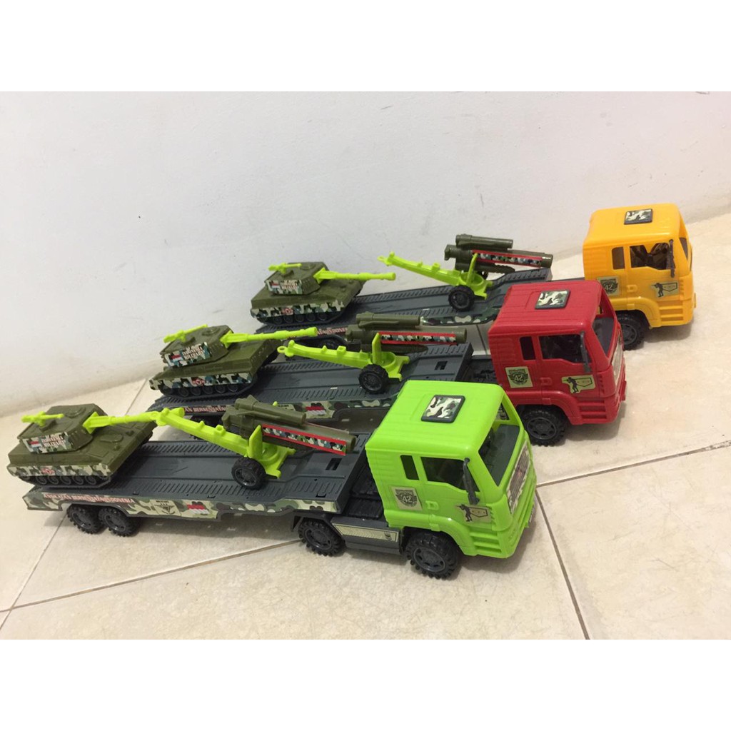 FRICTION ARMY TRUCK TANK KGP132