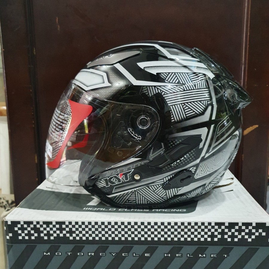helm half face KYT Galaxy black panther